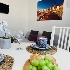 https://apartamento-jimena-sevilla-en-el-centro-de-nerja.hotelsinnerja.org